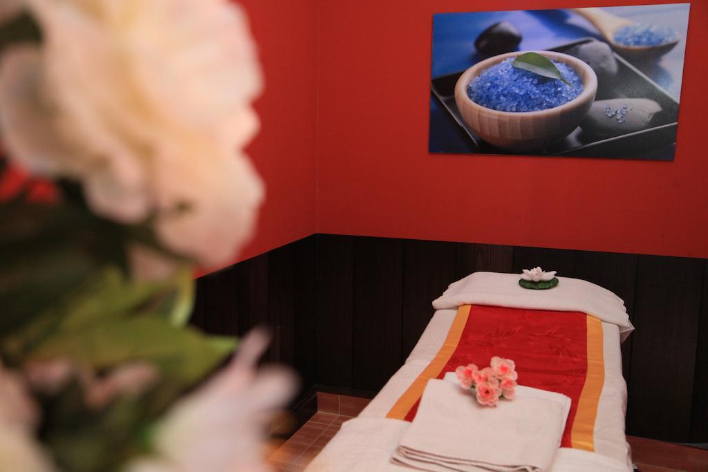 Mirador Hotel Manama Ngoại thất bức ảnh
