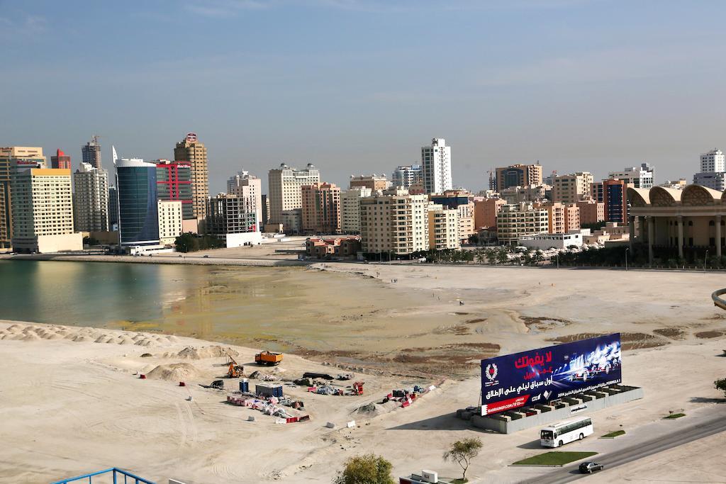 Mirador Hotel Manama Ngoại thất bức ảnh